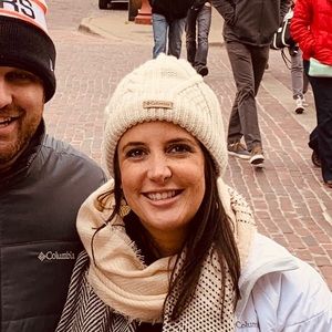 Meet your Posher, Holly